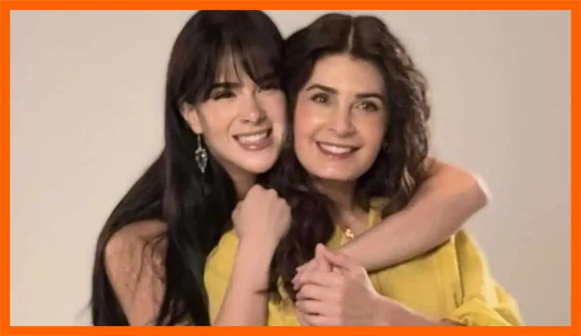 Gala Montes y Mayrín Villanueva en una escena de confrontación en Corazón de Oro
